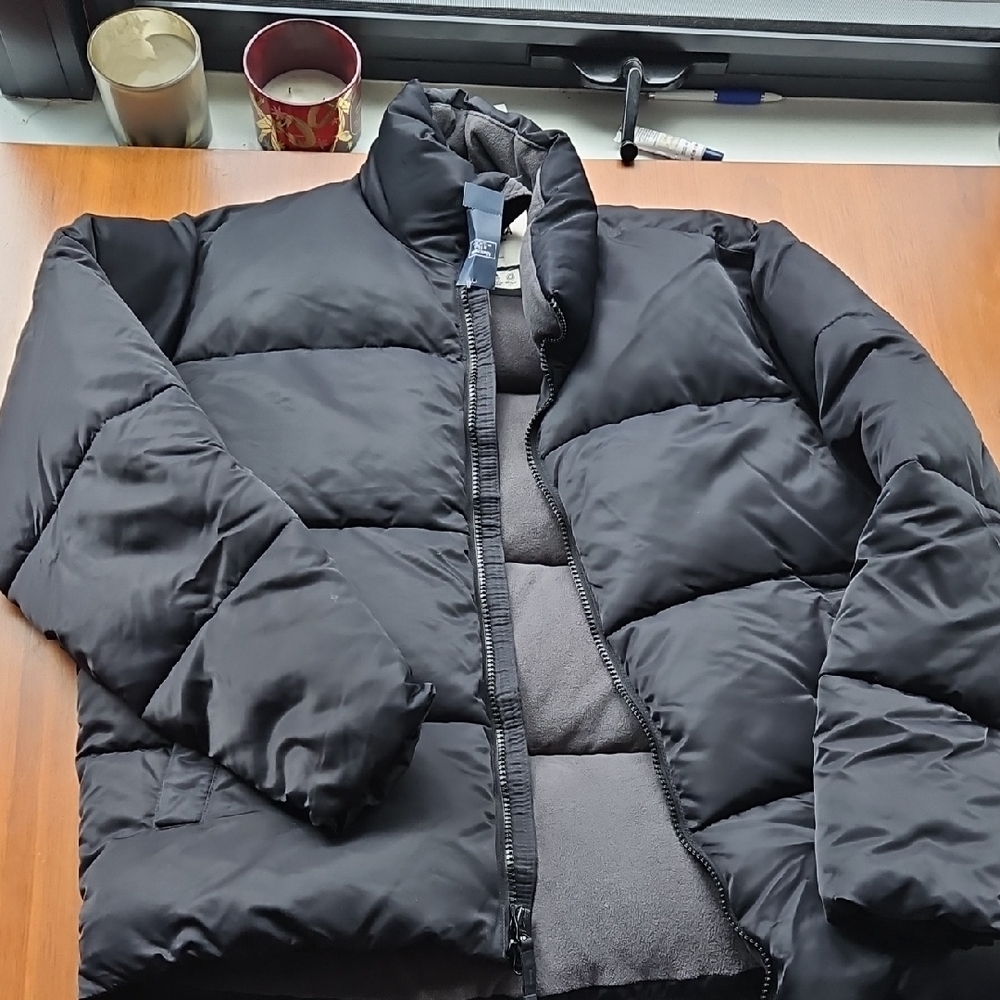 Abercrombie & Fitch Men's Black Puffer Jacket